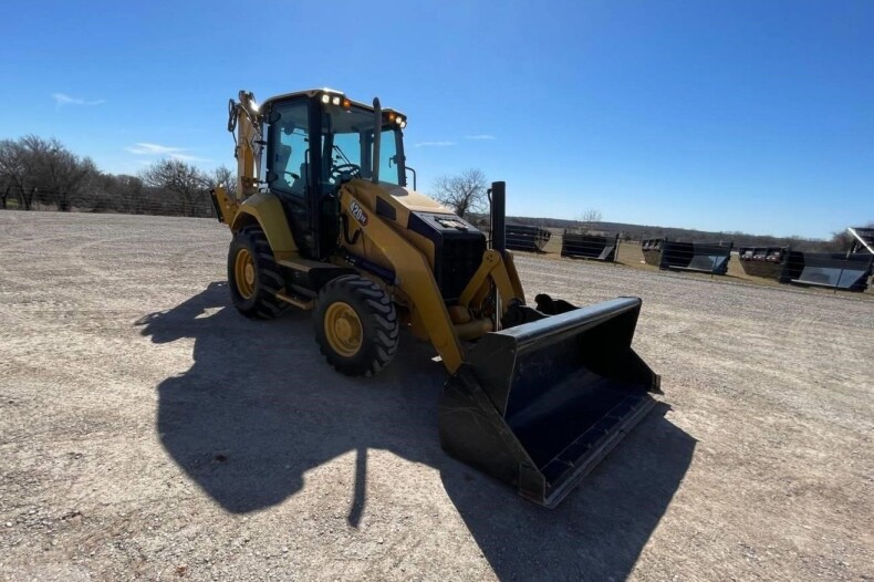 2023 Caterpillar 420 XE 4×4 Backhoe Loader
