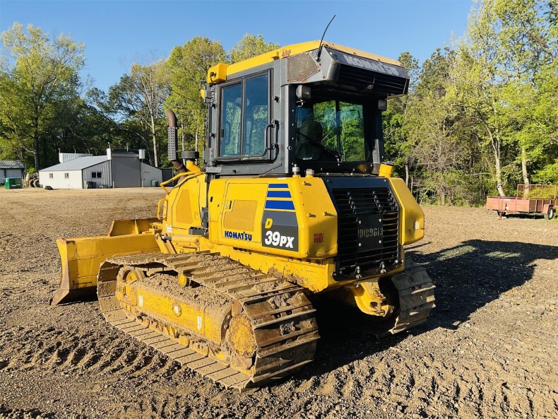 2016 KOMATSU D39PX-24